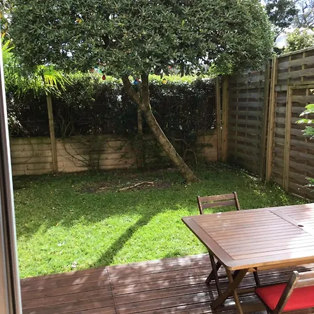公寓 Avec Jardin En Bord De