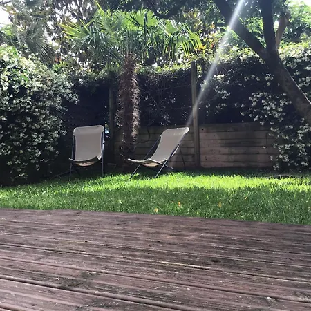 公寓 Avec Jardin En Bord De
