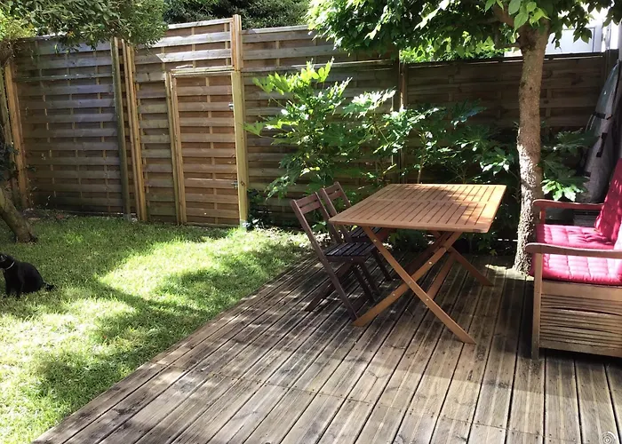 Apartment Avec Jardin En Bord De *